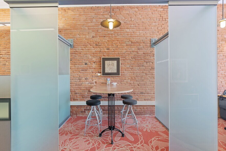 More Photos Of 216 N Tejon St, Colorado Springs Storefront For Sale