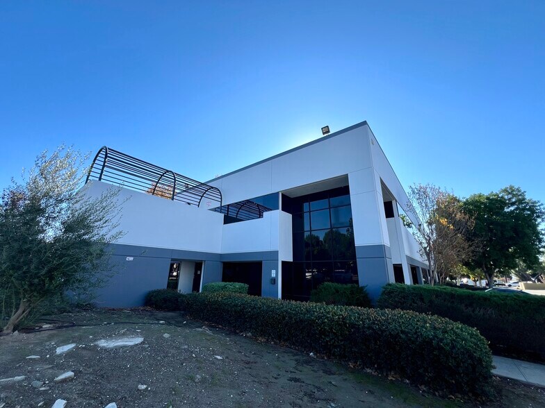 More Photos Of 8632 Archibald Ave, Rancho Cucamonga Unknown For Lease