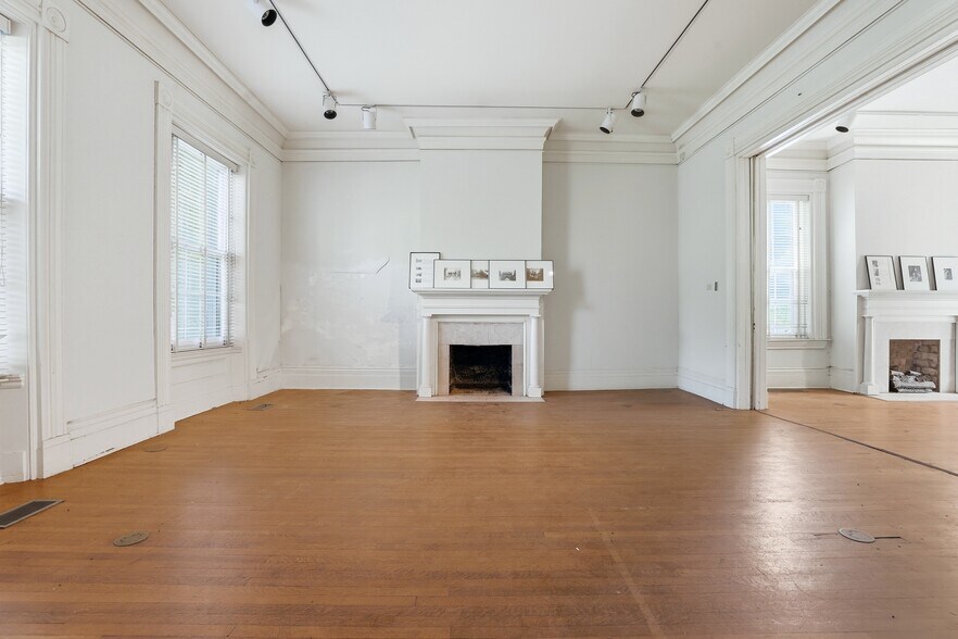 More Photos Of 411 E 7th St, Little Rock Specialty For Sale
