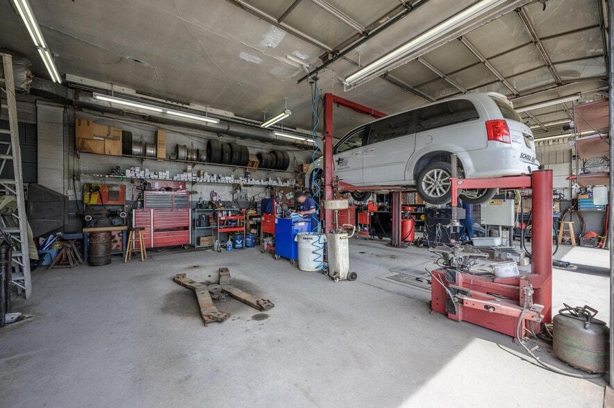 More Photos Of 601 John F Kennedy Way, Willingboro Auto Repair For Sale