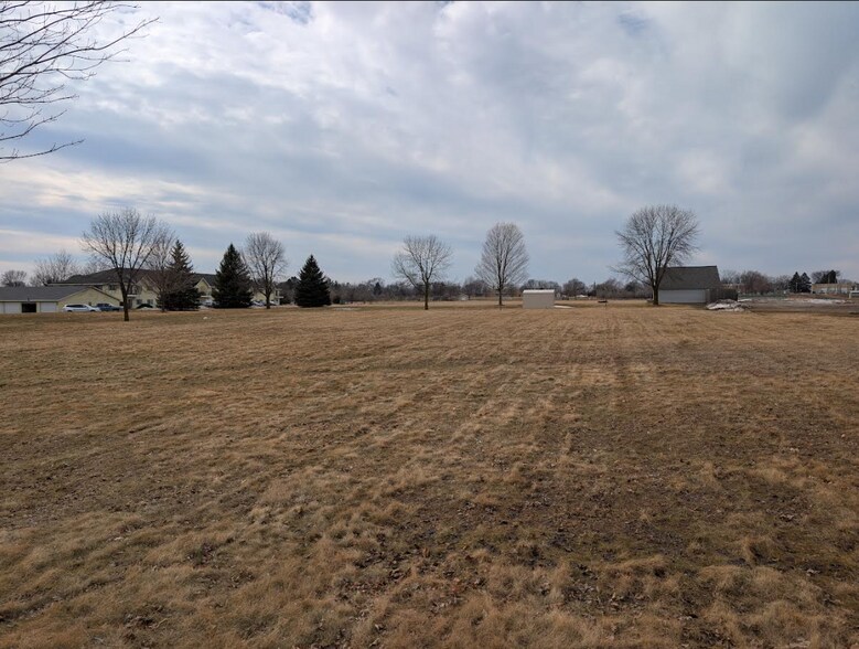 Primary Photo Of 890 Kingsway Dr, Le Sueur Land For Sale