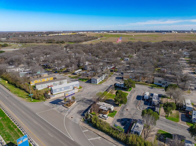 Primary Photo Of 7901 E Ben White Blvd, Austin Manufactured Housing Mobile Home Park For Sale