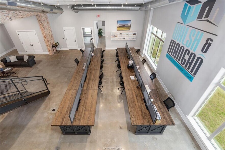 More Photos Of 1645 Greens Prairie Rd W, College Station Office For Sale