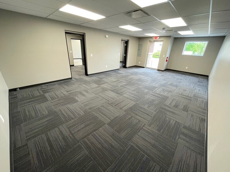 More Photos Of 222 N Buffalo St, Warsaw Office For Lease