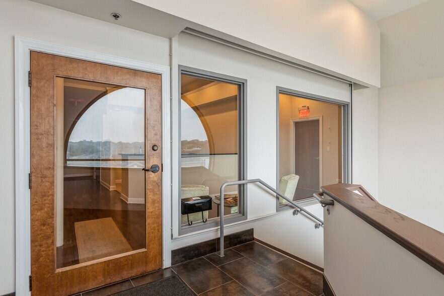 More Photos Of 330 E Main St, Barrington Office For Lease