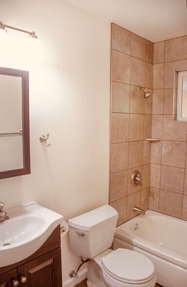 More Photos Of 634-642 Kate Hayes St, Grass Valley Apartments For Sale