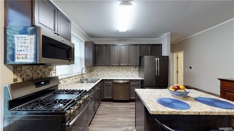 More Photos Of , Niagara Falls Unknown For Sale