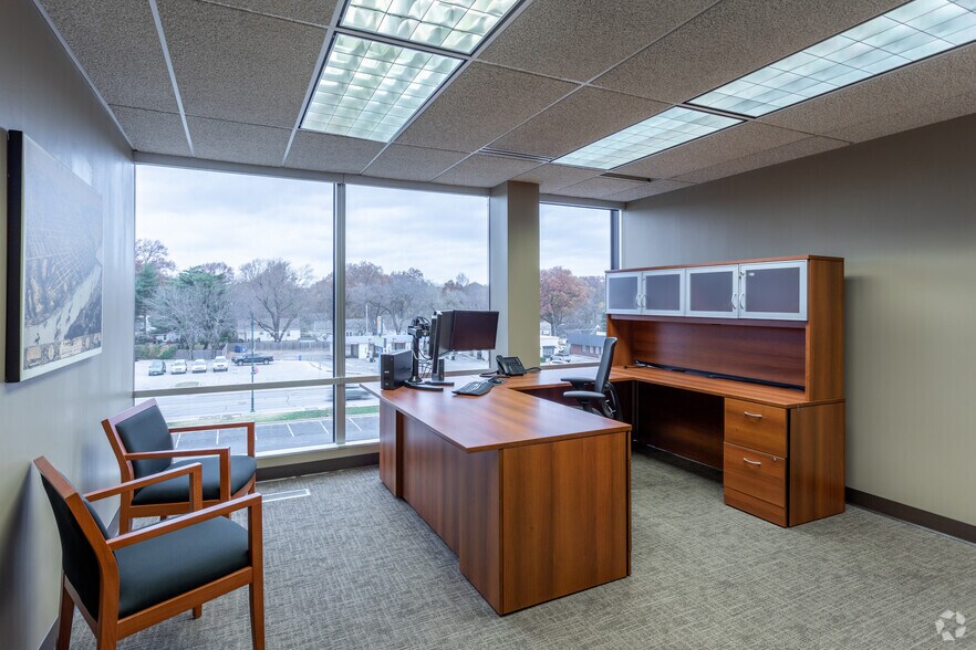 More Photos Of 5201 Johnson Dr, Mission Office For Lease