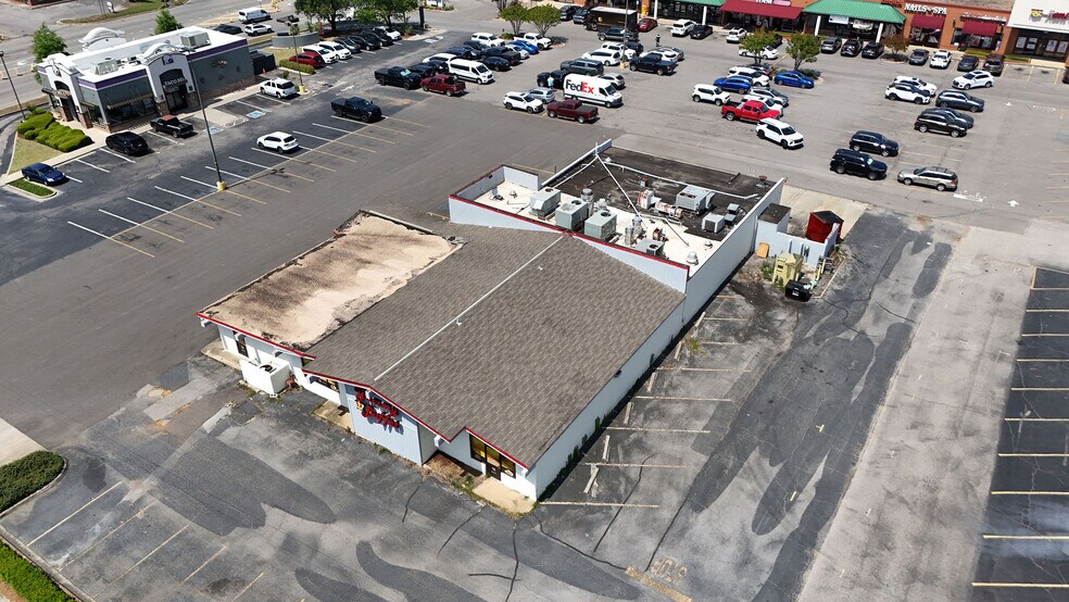 More Photos Of 1816 McFarland Blvd, Northport Restaurant For Lease