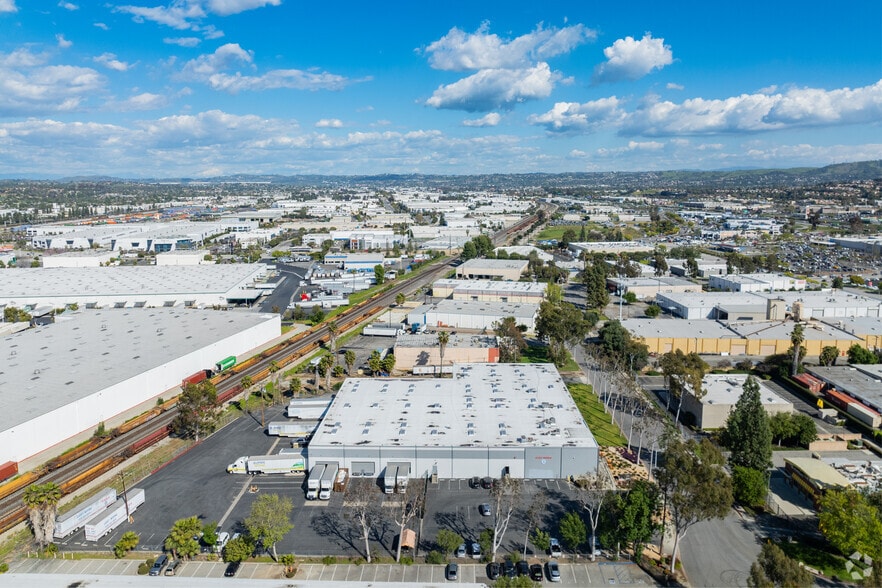 More Photos Of 17031-17037 E Green Dr, City of Industry Warehouse For Sale