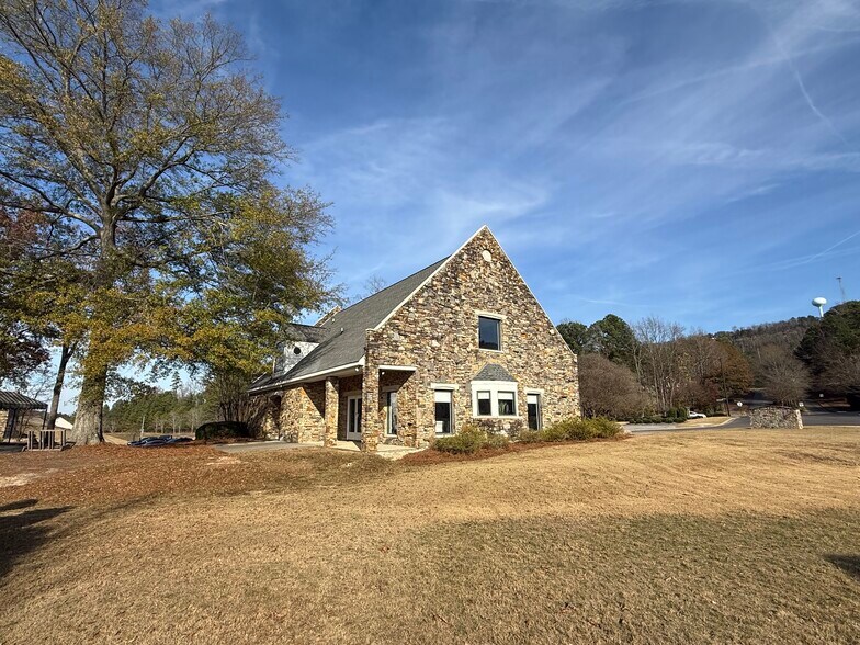 More Photos Of 204 Griffin Park Dr, Birmingham Office For Sale