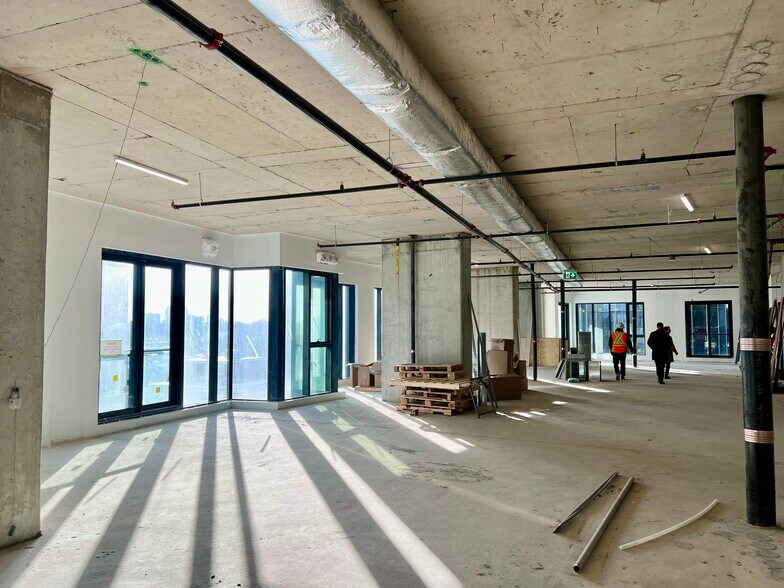 More Photos Of 2161 Yonge St, Toronto Apartments For Sale