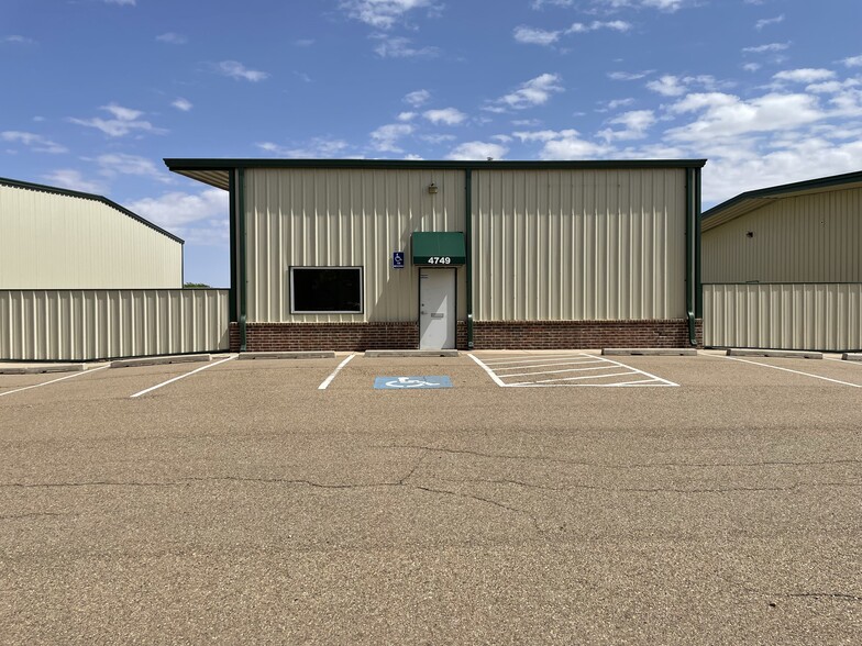 Primary Photo Of 4749 Maverick St, Amarillo Light Distribution For Lease