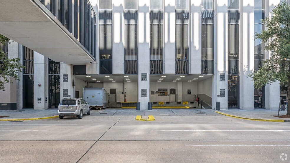 More Photos Of 601 Jefferson St, Houston Office For Lease