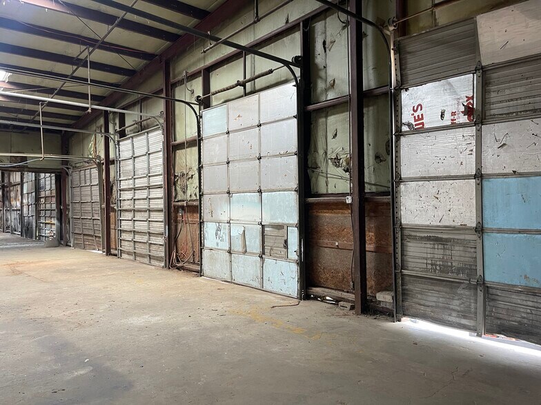 More Photos Of 245 Peach Orchard Rd, Salisbury Industrial For Sale