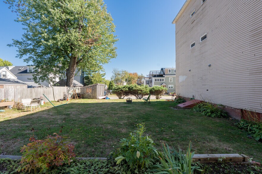 More Photos Of 59 Saint Lawrence St, Portland Apartments For Sale