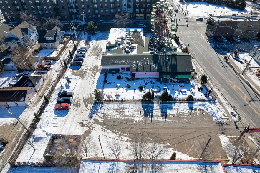 More Photos Of 2501 & 2519 Marshall St NE, Minneapolis Restaurant For Sale