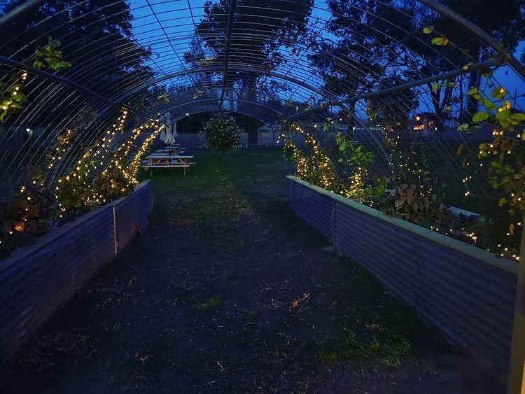 More Photos Of 307 E Larkin St, Athens Freestanding For Sale