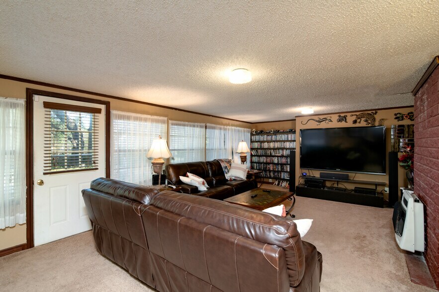 More Photos Of 4228 Hwy 377, Granbury Land For Sale