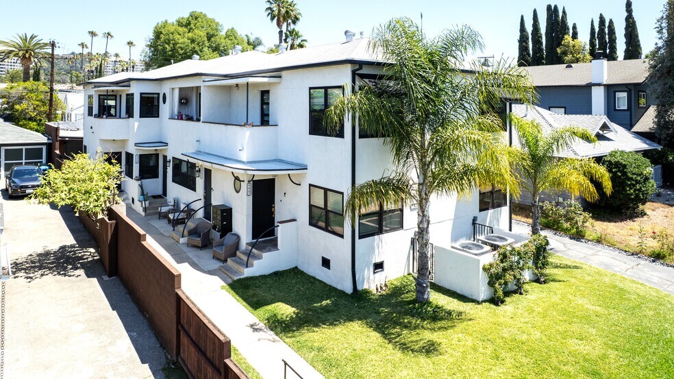 More Photos Of 4447 Finley Ave, Los Angeles Apartments For Sale