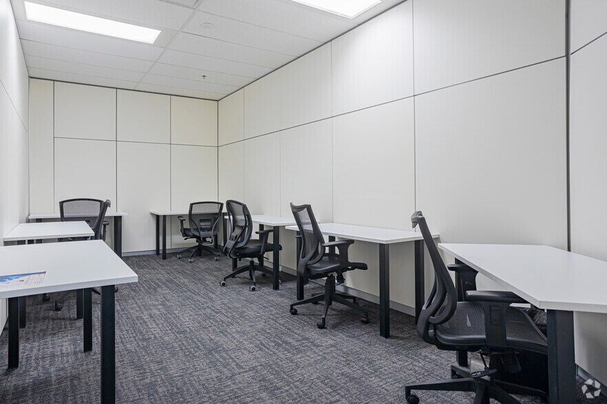 More Photos Of 903 8th Ave SW, Calgary Coworking Space