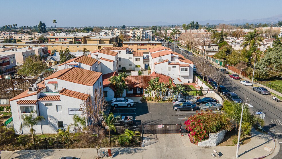 More Photos Of 9261 Wakefield Ave, Panorama City Apartments For Sale