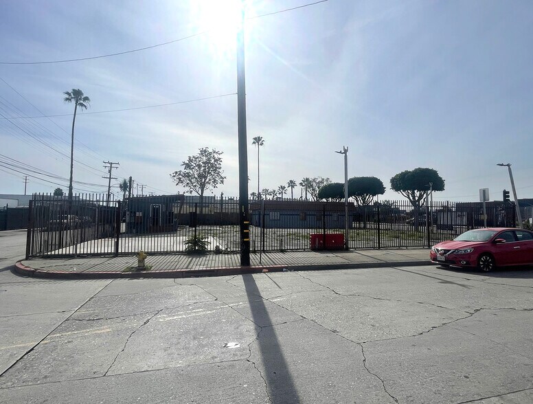 More Photos Of 310 N Long Beach Blvd, Compton Storefront Retail Office For Sale