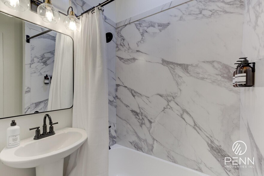 More Photos Of 2033 Young Ave, Memphis Multifamily For Sale