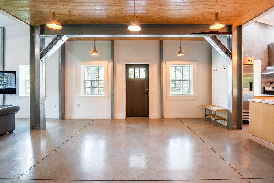 More Photos Of 1301 Ivy Way, Naples Land For Sale