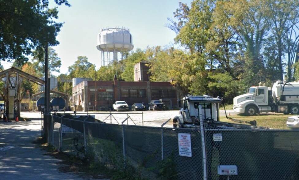 More Photos Of 1404 Angier Ave, Durham Chemical Oil Refinery For Lease