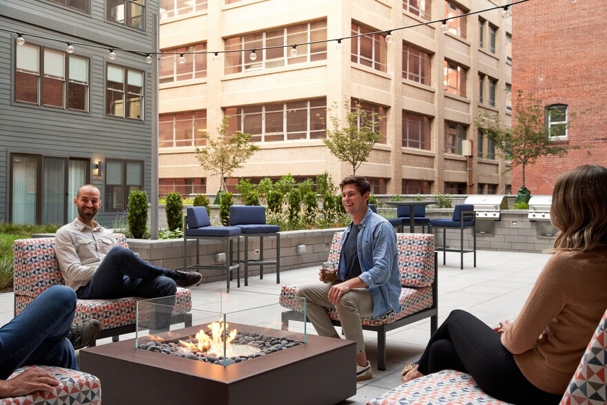 More Photos Of 100 Mathewson St, Providence Apartments For Lease