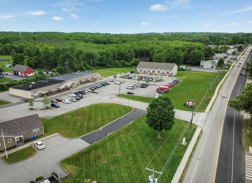 Primary Photo Of 41-61 Main St, Hebron Restaurant For Sale