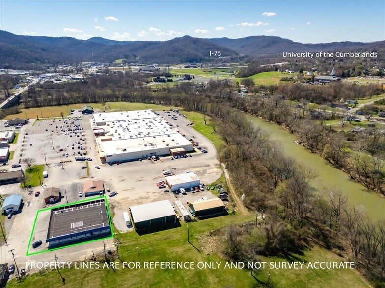 More Photos Of 841 S Highway 25 W, Williamsburg Flex For Sale