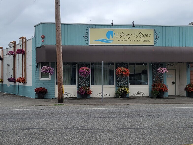 More Photos Of 114 N Lewis St, Monroe Freestanding For Lease