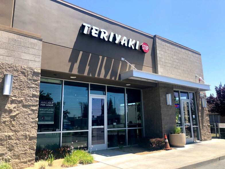More Photos Of 5301 Power Inn Rd, Sacramento Storefront For Lease