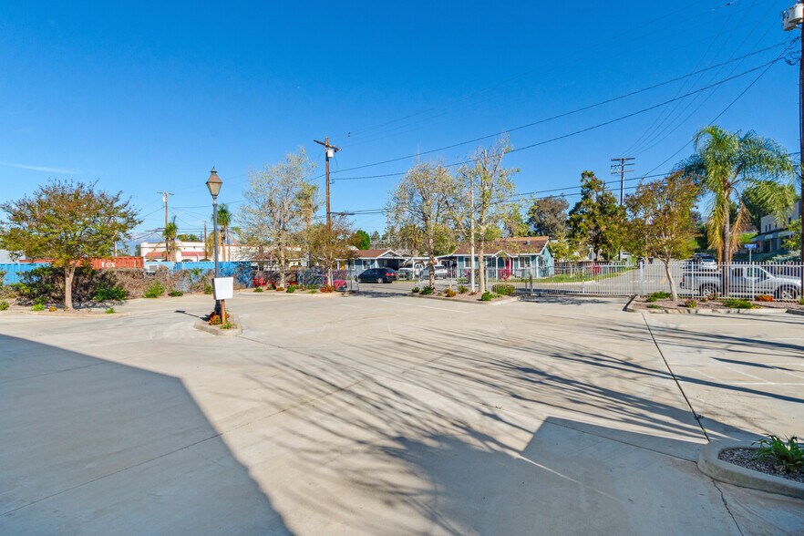 More Photos Of 538 E Stuart Ave, Redlands Unknown For Sale