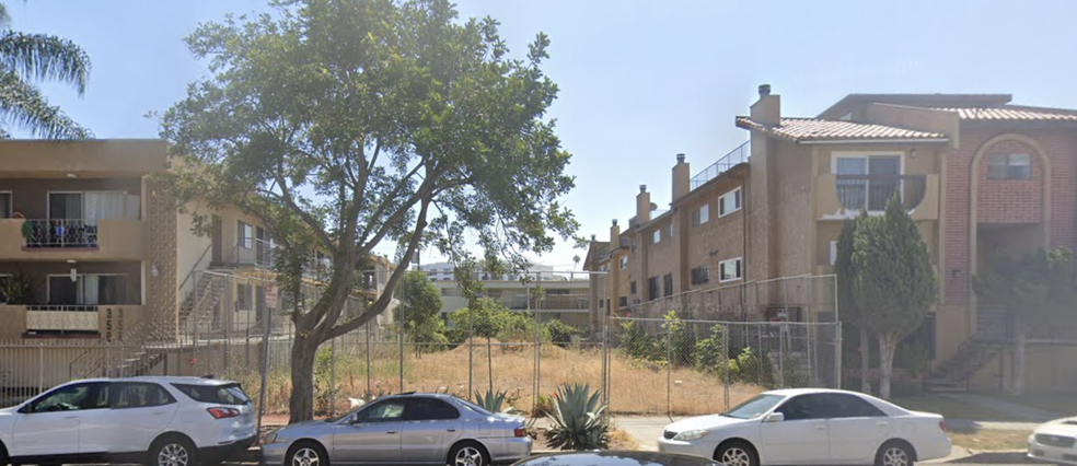 Primary Photo Of 362 S Commonwealth Ave, Los Angeles Land For Sale