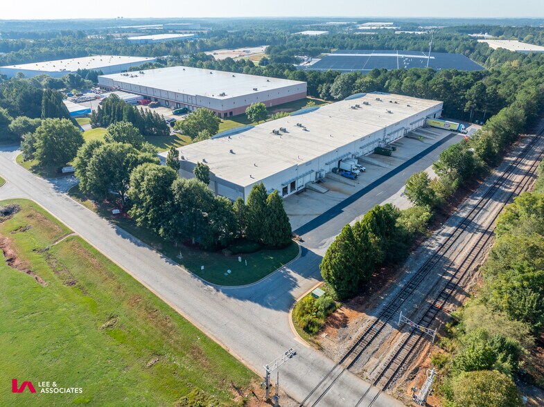 More Photos Of 40-68 Liberty Industrial Pky, McDonough Warehouse For Lease