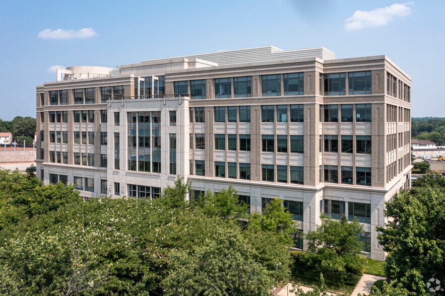 More Photos Of 5870 Trinity Pky, Centreville Unknown For Lease