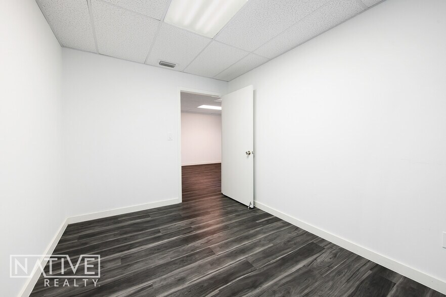 More Photos Of 2817 E Oakland Park Blvd, Fort Lauderdale Office For Sale