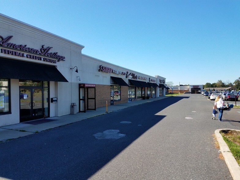 More Photos Of 238-240 S West End Blvd, Quakertown Land For Lease