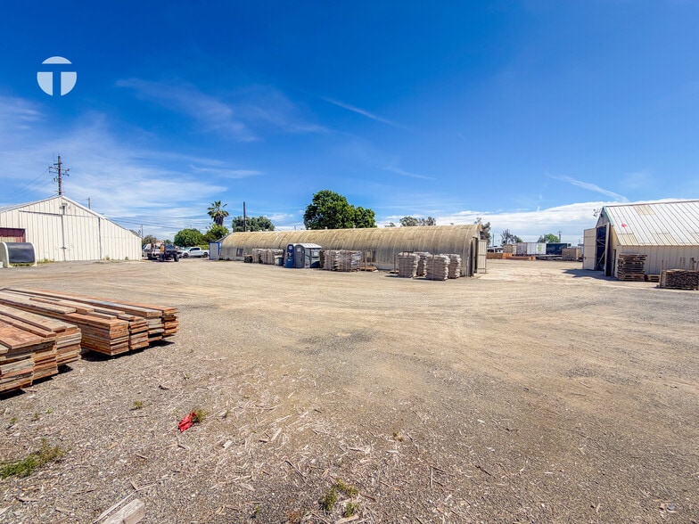 More Photos Of 5020 Commercial Pl, Sheridan Industrial For Sale