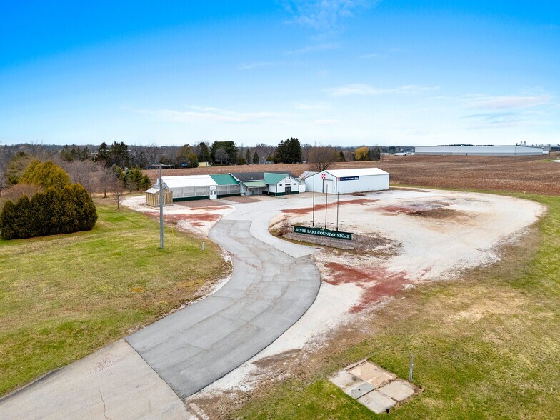 More Photos Of 5814 Calumet Ave, Manitowoc General Retail For Sale