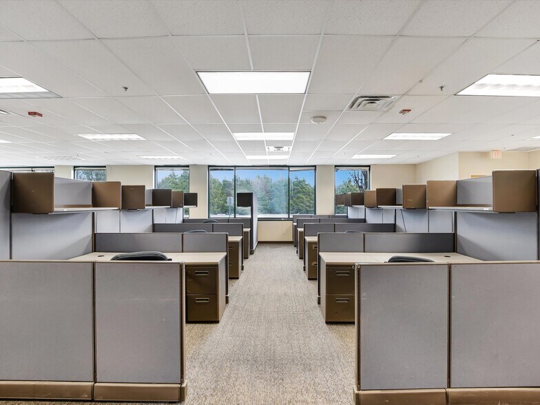 More Photos Of 8325 Jack Finney Blvd, Greenville Medical For Lease