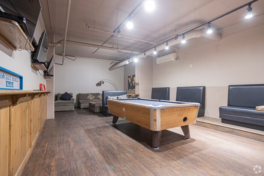 More Photos Of 1235 11th Ave SW, Calgary Apartments For Lease