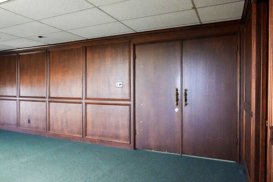 More Photos Of 5155 Flynn Pky, Corpus Christi Office For Lease