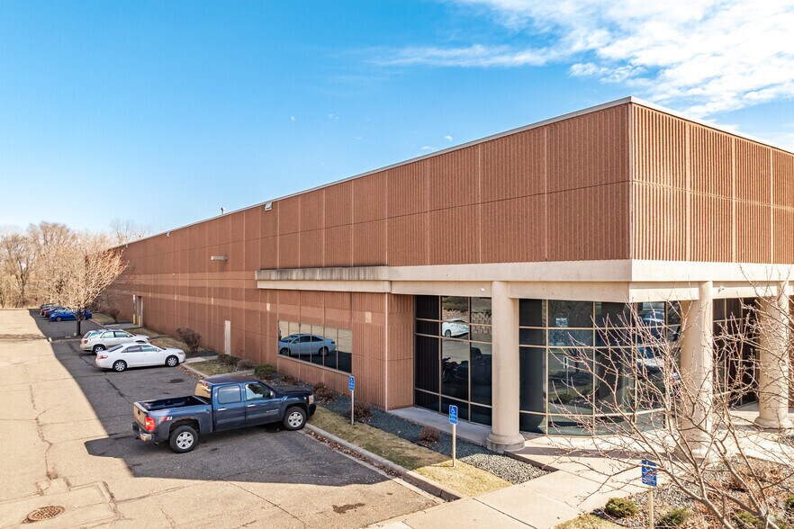 More Photos Of 7624 Boone Ave N, Brooklyn Park Manufacturing For Sale