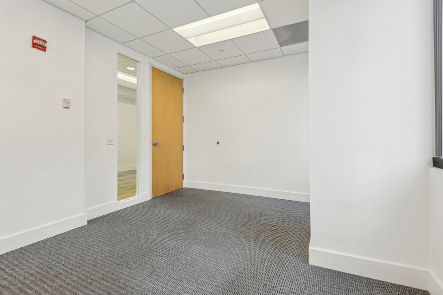 More Photos Of 1200 Brickell Ave, Miami Loft Creative Space For Sale