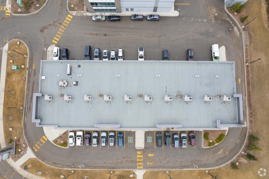 More Photos Of 100 Range Rd, Chestermere Unknown For Lease