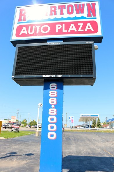 More Photos Of 3897 Wilder Rd, Bay City General Retail For Lease